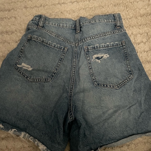 Garage Denim Shorts - Size 01 - Picture 3 of 3